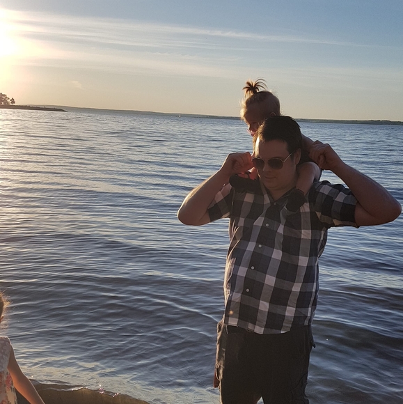 Meet your Posher, Eric - Picture 1 of 1